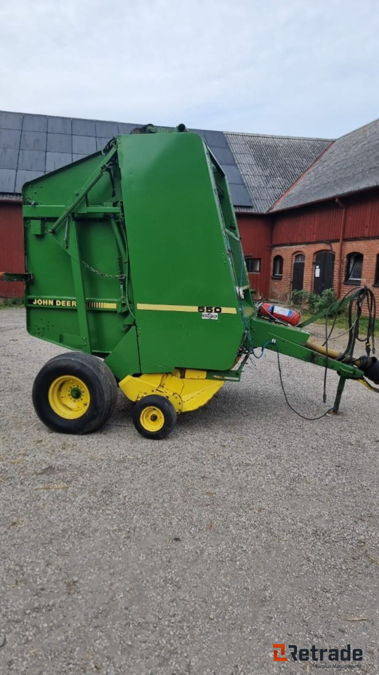 Rundbalspress John Deere 580 - Rundballepresse: bilde 1 Rundbalspress John Deere 580 - Rundballepresse: bilde 1