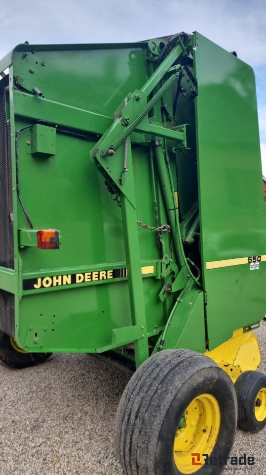 Rundbalspress John Deere 580 - Rundballepresse: bilde 4 Rundbalspress John Deere 580 - Rundballepresse: bilde 4