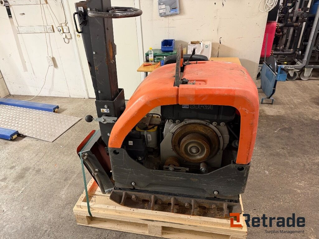 Vibroplatta Husqvarna LG 504 - Anleggsmaskiner: bilde 1 Vibroplatta Husqvarna LG 504 - Anleggsmaskiner: bilde 1