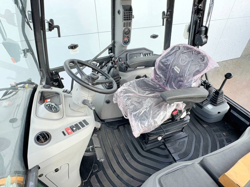 Case 570SV 4WD - 4/1 Bucket / Telescopic Boom / AC - Traktorgraver: bilde 5 Case 570SV 4WD - 4/1 Bucket / Telescopic Boom / AC - Traktorgraver: bilde 5