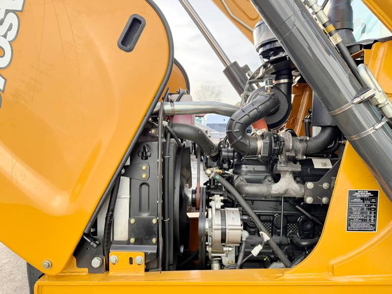 Ny Traktorgraver Case 570SV 4WD - 4/1 Bucket / Telescopic Boom / AC: bilde 19