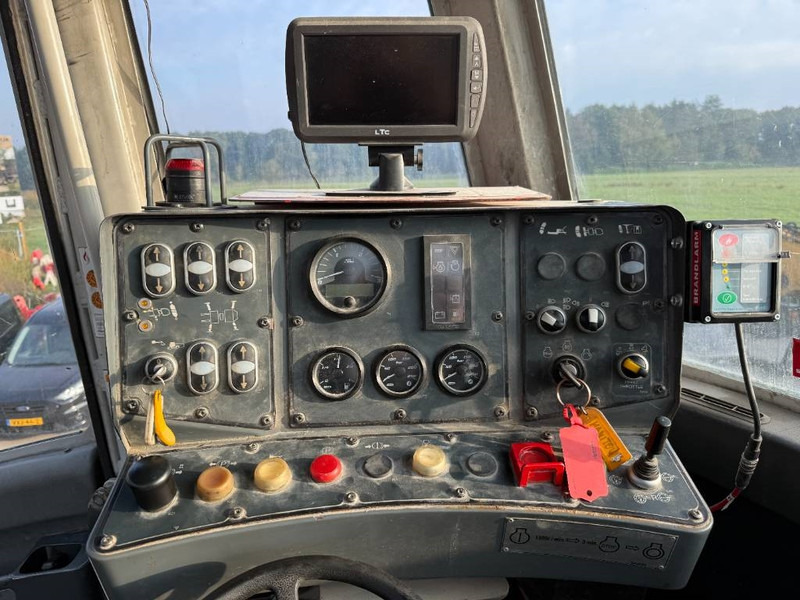 Borustyr Sandvik DT1130-SC - 3x TB150 Drill Boom + Basket Boom: bilde 15 Borustyr Sandvik DT1130-SC - 3x TB150 Drill Boom + Basket Boom: bilde 15