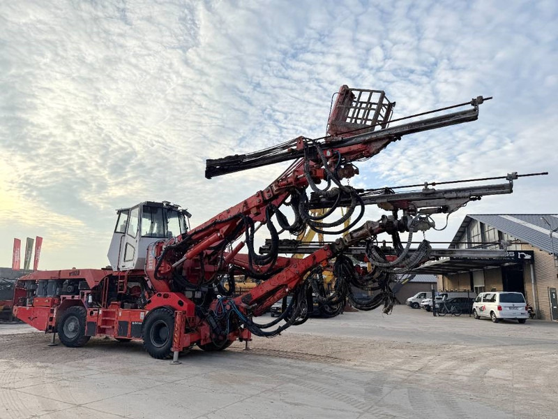 Borustyr Sandvik DT1130-SC - 3x TB150 Drill Boom + Basket Boom: bilde 8 Borustyr Sandvik DT1130-SC - 3x TB150 Drill Boom + Basket Boom: bilde 8