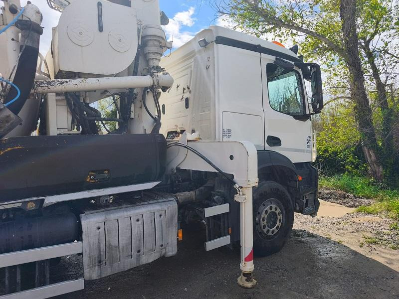 Mercedes Actros 3243 - Billift: bilde 2 Mercedes Actros 3243 - Billift: bilde 2