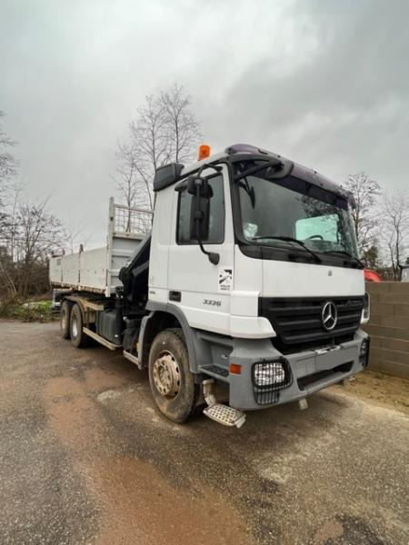 Mercedes Actros 3336 - Tippbil, Kranbil: bilde 2 Mercedes Actros 3336 - Tippbil, Kranbil: bilde 2