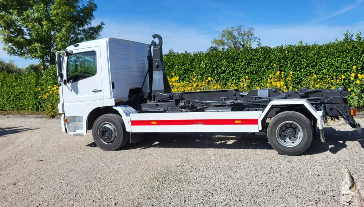 Mercedes Atego - Liftdumper lastebil: bilde 3 Mercedes Atego - Liftdumper lastebil: bilde 3