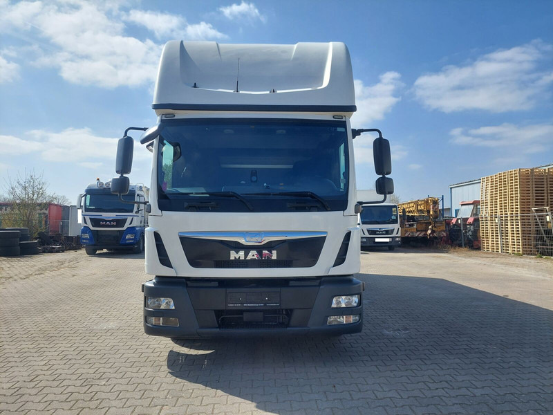 MAN TGL 8.220 - Kapellbil: bilde 3 MAN TGL 8.220 - Kapellbil: bilde 3