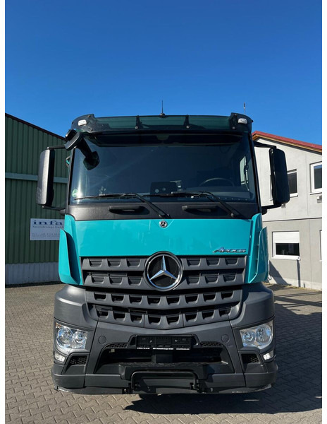 Mercedes-Benz Arocs 2653 - Tømmerbil: bilde 2 Mercedes-Benz Arocs 2653 - Tømmerbil: bilde 2