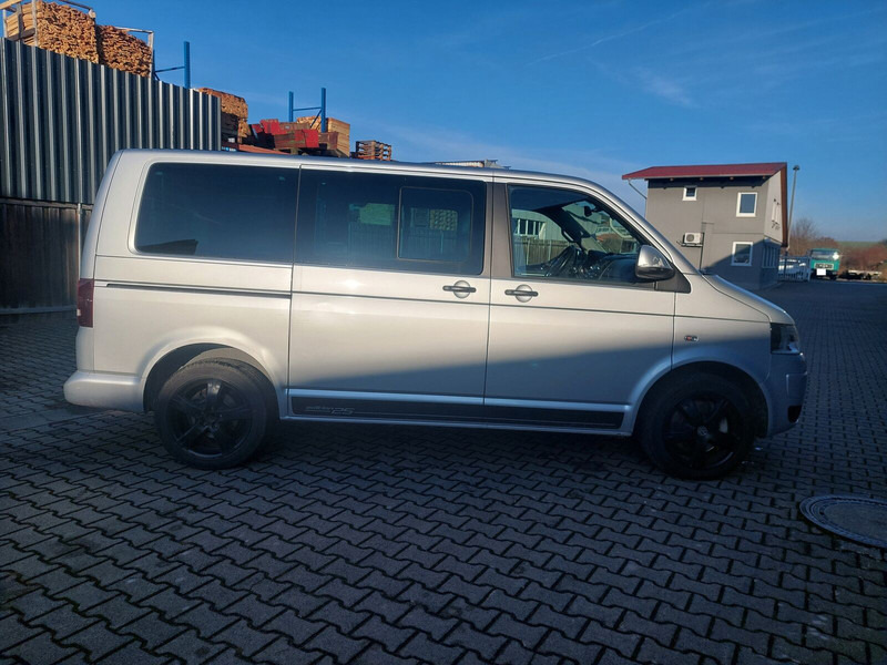 Volkswagen Transporter Multivan AHK Doppelklima Tisch Leder 7-Sitzer - Minibuss, Persontransport: bilde 4 Volkswagen Transporter Multivan AHK Doppelklima Tisch Leder 7-Sitzer - Minibuss, Persontransport: bilde 4