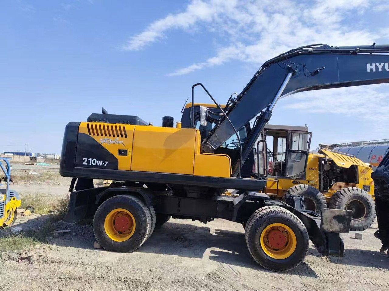 Hyundai R210-7 - Hjulgraver: bilde 1 Hyundai R210-7 - Hjulgraver: bilde 1