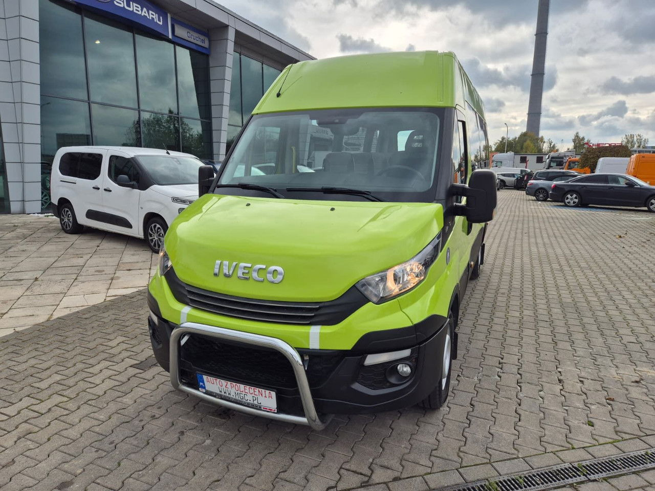 Iveco Daily 35S12 Hi-Matic / 10 Seats / Super Condition - Minibuss, Persontransport: bilde 3 Iveco Daily 35S12 Hi-Matic / 10 Seats / Super Condition - Minibuss, Persontransport: bilde 3