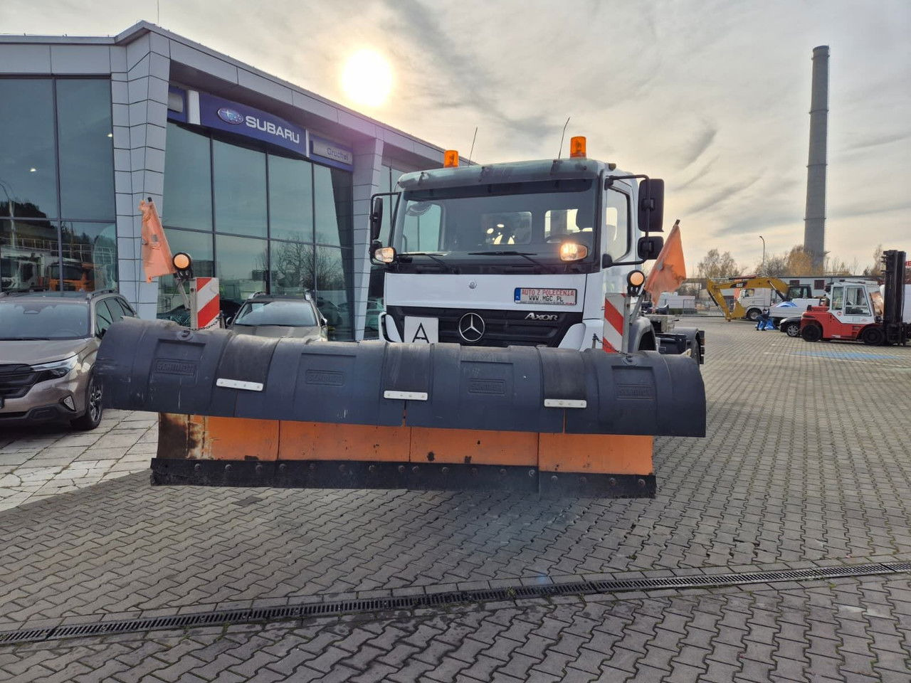 MERCEDES-BENZ Axor 1833 4X4 / Serviced / Schmidt Plow - Krokbil: bilde 2 MERCEDES-BENZ Axor 1833 4X4 / Serviced / Schmidt Plow - Krokbil: bilde 2