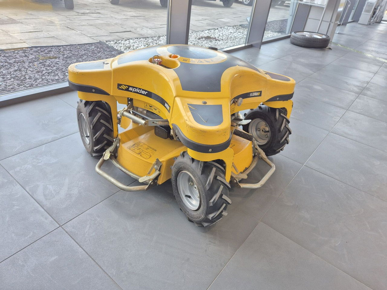 MINI Mini Spider II / 4X4 / NEW Service / Works Great - Gressklipper: bilde 2 MINI Mini Spider II / 4X4 / NEW Service / Works Great - Gressklipper: bilde 2