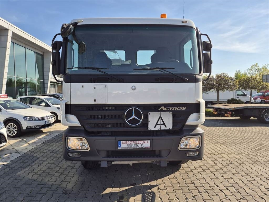 Mercedes-Benz Actros 1832 / FORNAL 180 / 1 OWNER / SERVICED! - Liftdumper lastebil: bilde 4 Mercedes-Benz Actros 1832 / FORNAL 180 / 1 OWNER / SERVICED! - Liftdumper lastebil: bilde 4