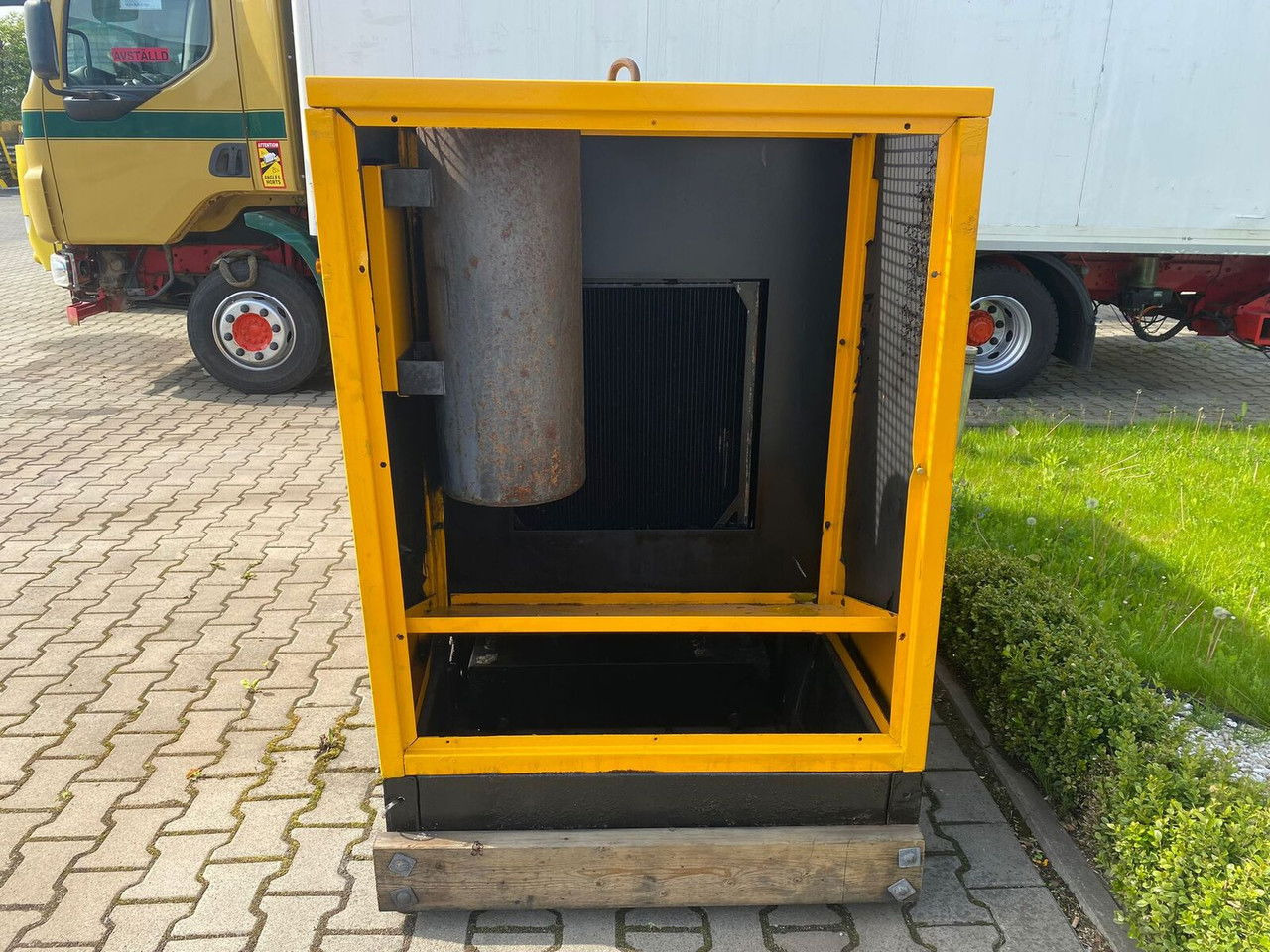 Elektrisk generator SDMO NS 60 W M / Works Great / 1 Owner: bilde 17