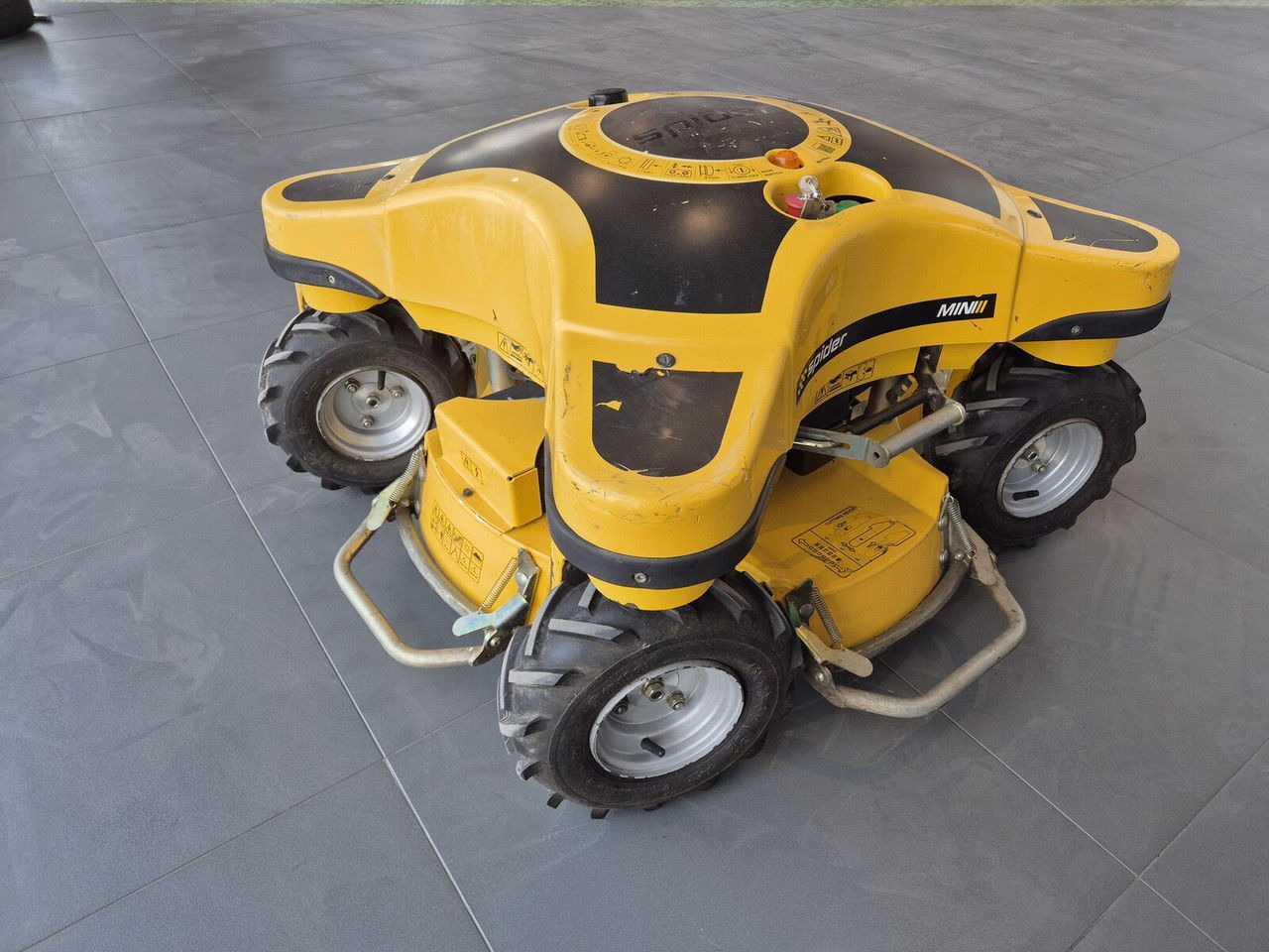Spider MINI Mini Spider II / 4X4 / NEW Service / Works Great - Gressklipper: bilde 5 Spider MINI Mini Spider II / 4X4 / NEW Service / Works Great - Gressklipper: bilde 5