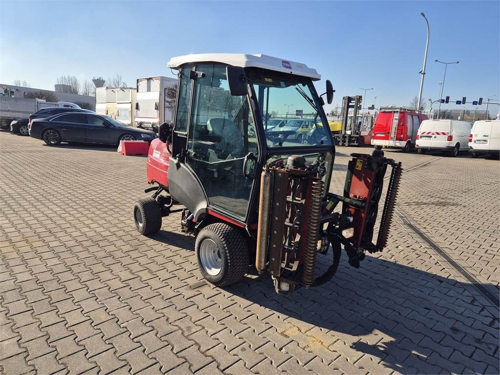 Toro CT2240 / 4WD / LIKE NEW! / ONLY 1681MTH - Kommunale traktor: bilde 5 Toro CT2240 / 4WD / LIKE NEW! / ONLY 1681MTH - Kommunale traktor: bilde 5