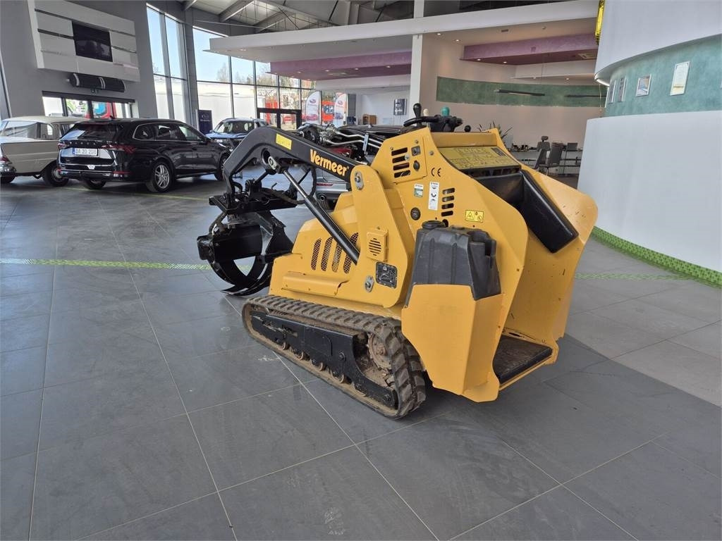 Vermeer S725TX MINI SKID STEER / 5 ATTACHMENTS / FROM DEAL - Beltelaster: bilde 2 Vermeer S725TX MINI SKID STEER / 5 ATTACHMENTS / FROM DEAL - Beltelaster: bilde 2