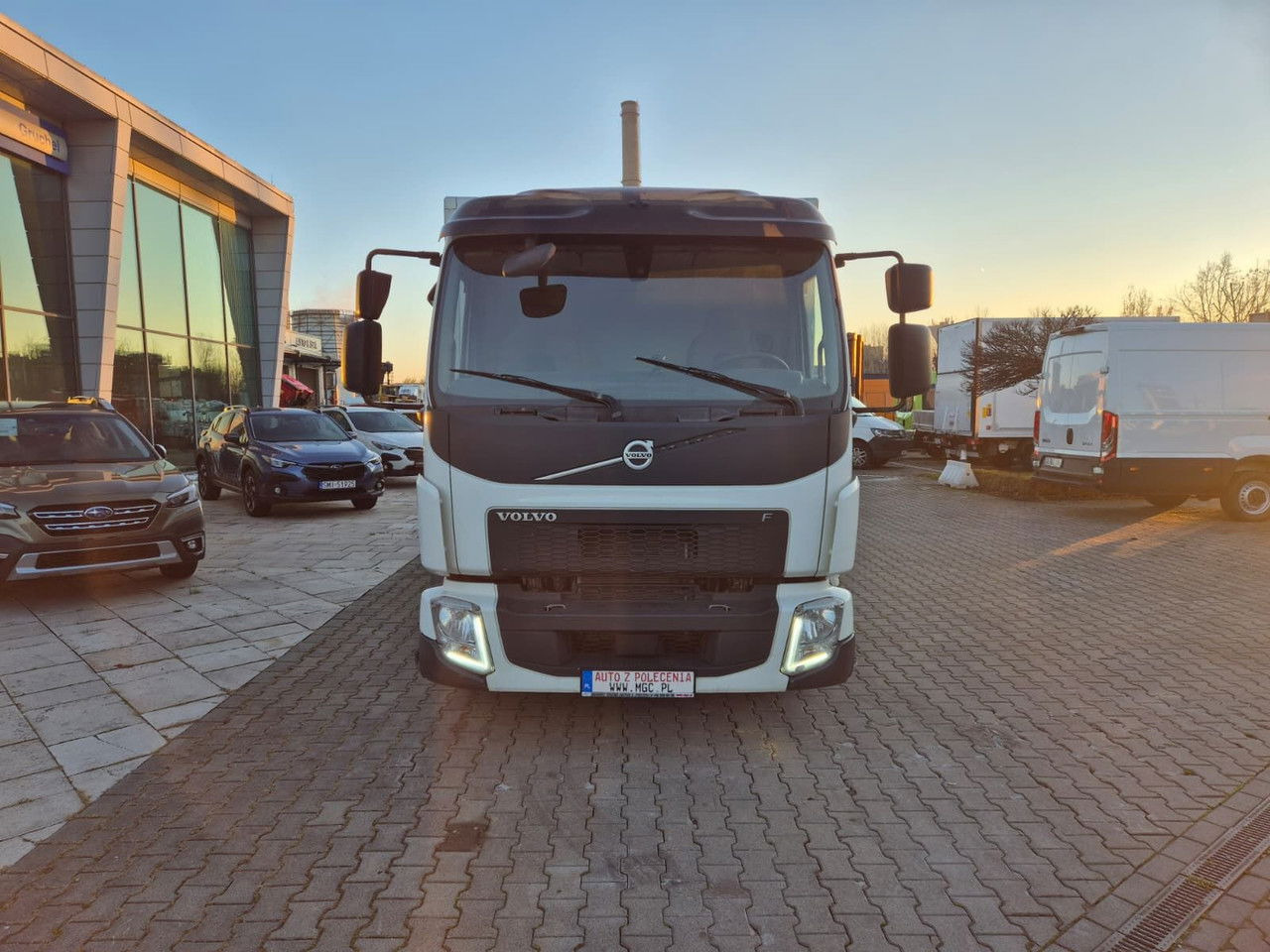 Volvo FL 240 - Lastebil med kjøl: bilde 3 Volvo FL 240 - Lastebil med kjøl: bilde 3