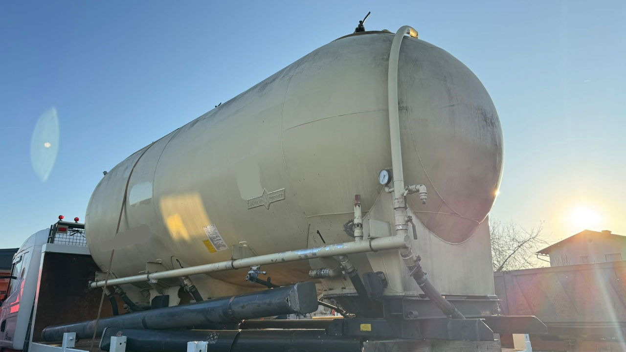 SPITZER Silo Tank - 1987 - 17000 l - Annet utstyr: bilde 3 SPITZER Silo Tank - 1987 - 17000 l - Annet utstyr: bilde 3