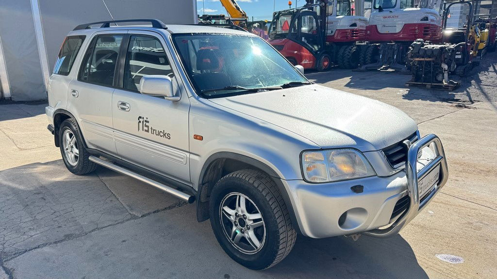 Honda CRV 2.0 - Petrol - AIR Condition - 5 Doors - SUV: bilde 3 Honda CRV 2.0 - Petrol - AIR Condition - 5 Doors - SUV: bilde 3