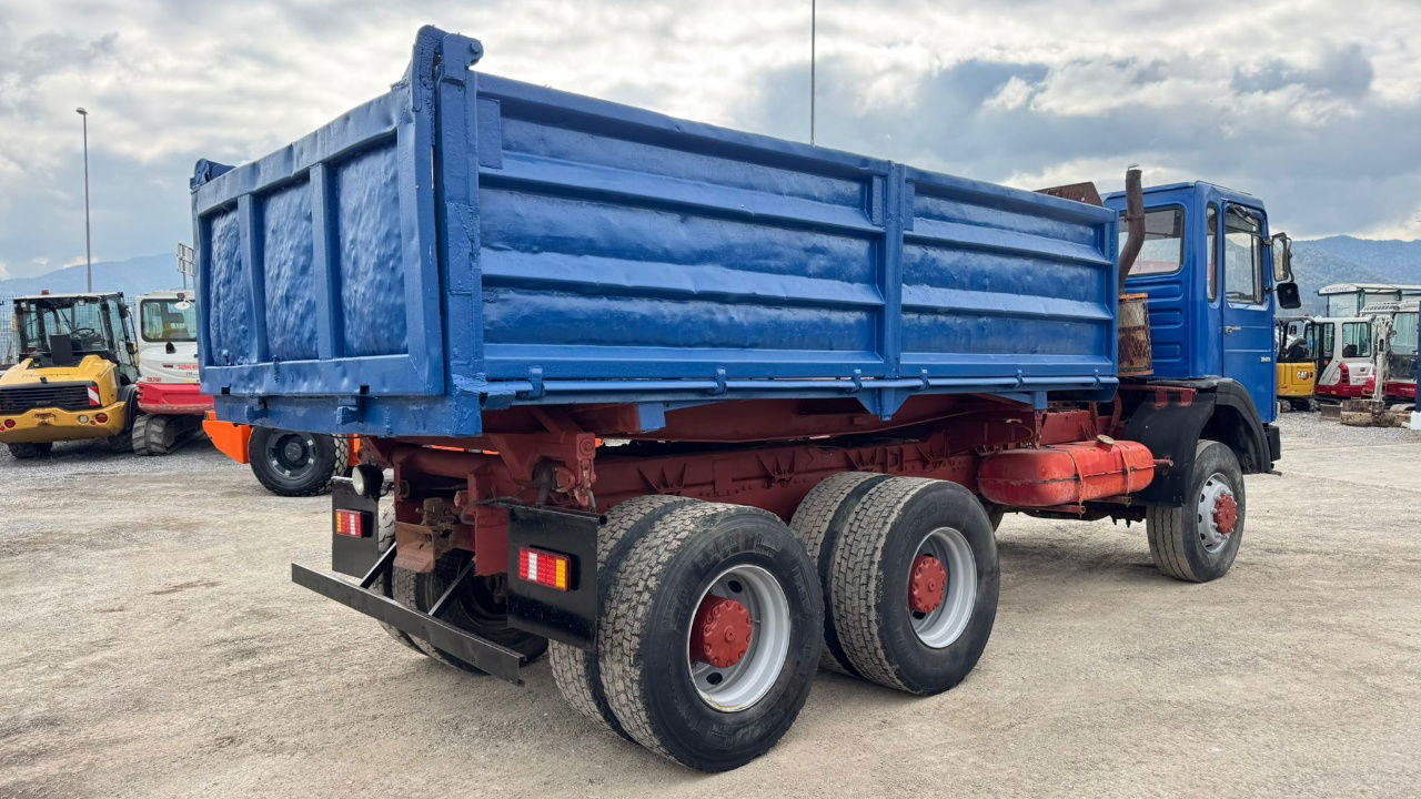 MAN 26.281 6x6 3 sided tipper - ZF gearbox - Tippbil: bilde 5 MAN 26.281 6x6 3 sided tipper - ZF gearbox - Tippbil: bilde 5