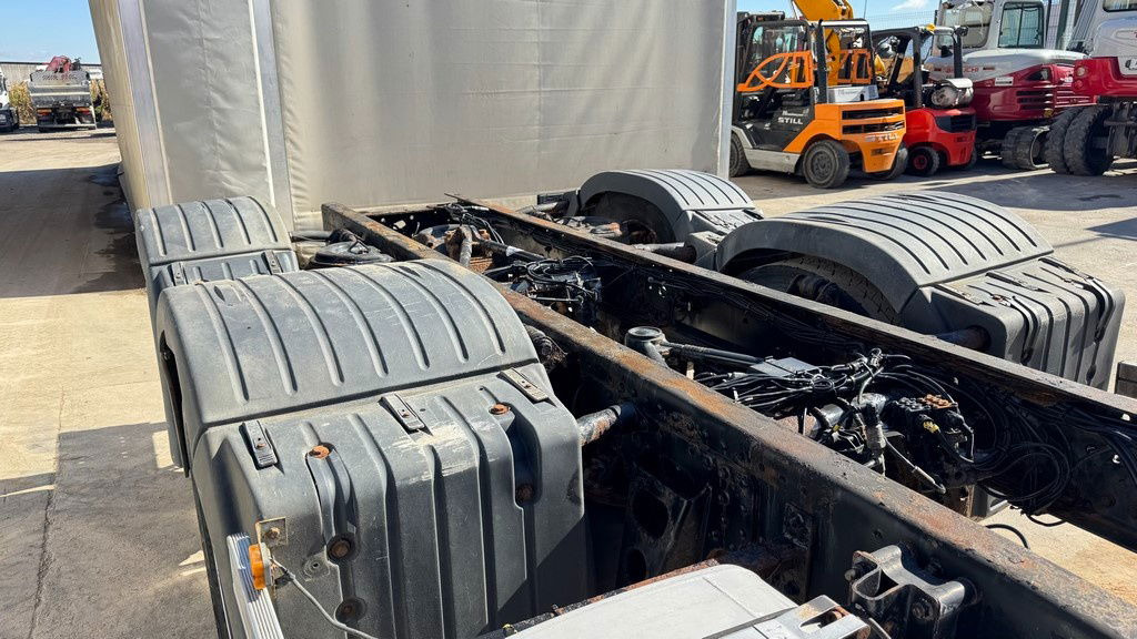 MAN TGA 26.460 6X2 chassis - lifitng axle - Chassis lastebil: bilde 5 MAN TGA 26.460 6X2 chassis - lifitng axle - Chassis lastebil: bilde 5