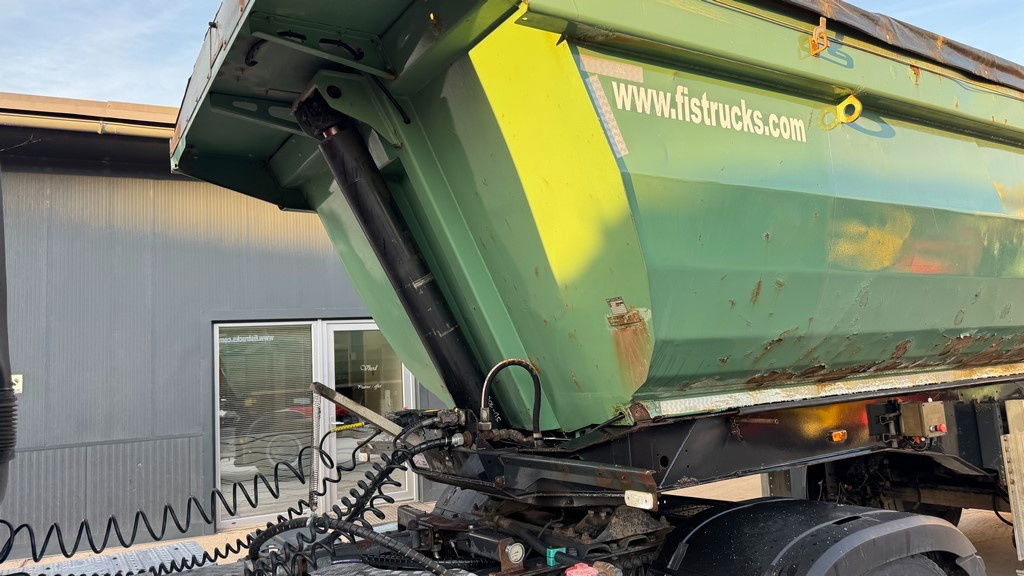 Meiller Kisa 3 - 3-Axle Tipper Trailer - hydr. back - Tippsemi: bilde 2 Meiller Kisa 3 - 3-Axle Tipper Trailer - hydr. back - Tippsemi: bilde 2