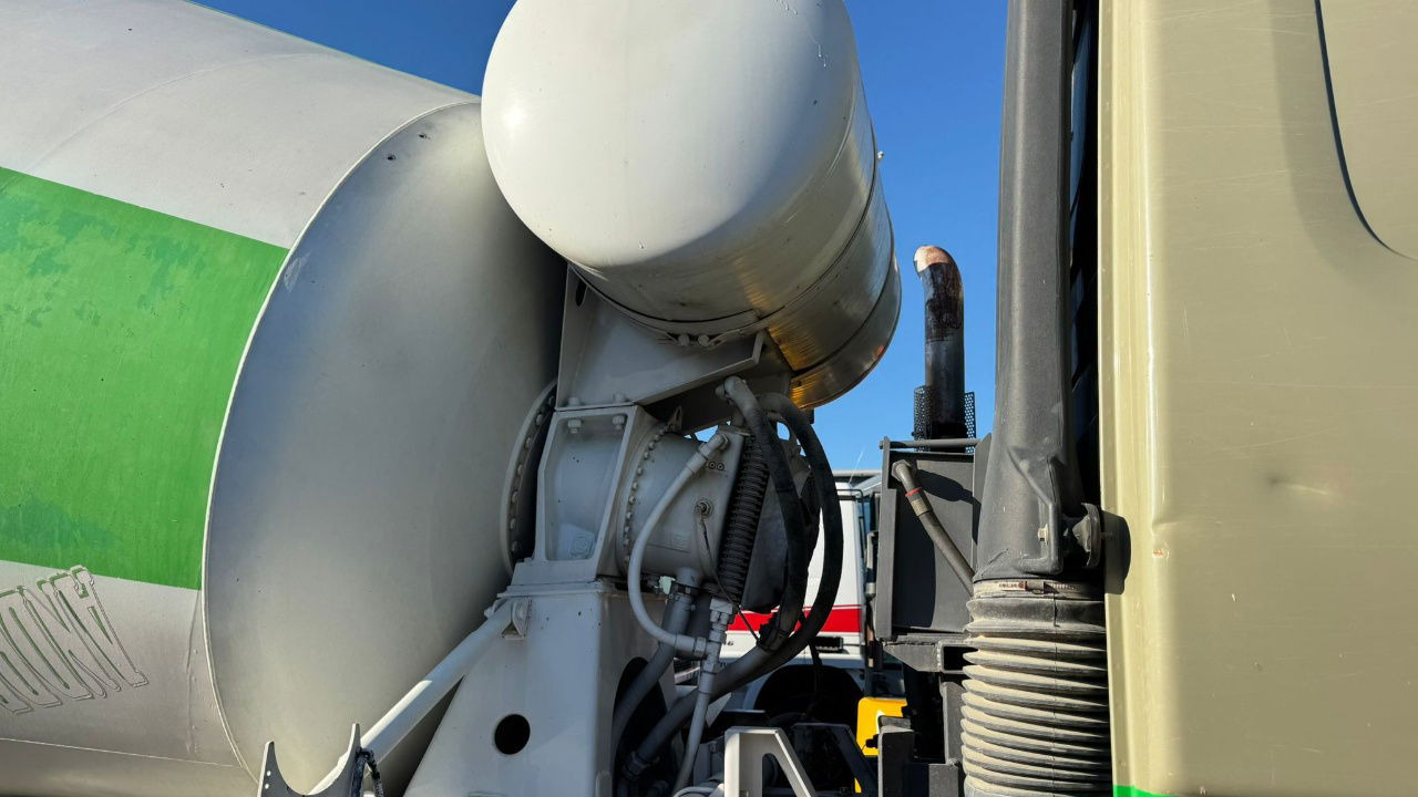 Mercedes-Benz Actros 2636 6x4 mixer stetter 7m3 - Betongbil: bilde 5 Mercedes-Benz Actros 2636 6x4 mixer stetter 7m3 - Betongbil: bilde 5