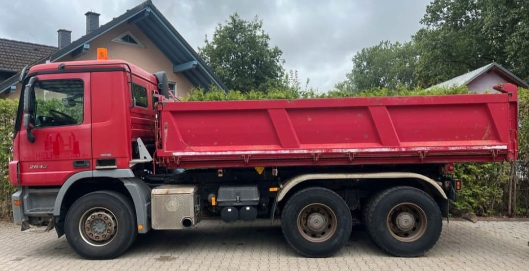 Mercedes-Benz Actros 2648 6X4 3 sided tipper - Tippbil: bilde 3 Mercedes-Benz Actros 2648 6X4 3 sided tipper - Tippbil: bilde 3