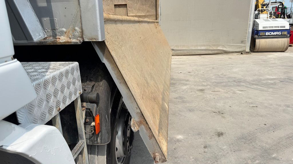 Mercedes-Benz Actros 3241 8x4 meiller tipper - bordmatic - Tippbil: bilde 3 Mercedes-Benz Actros 3241 8x4 meiller tipper - bordmatic - Tippbil: bilde 3