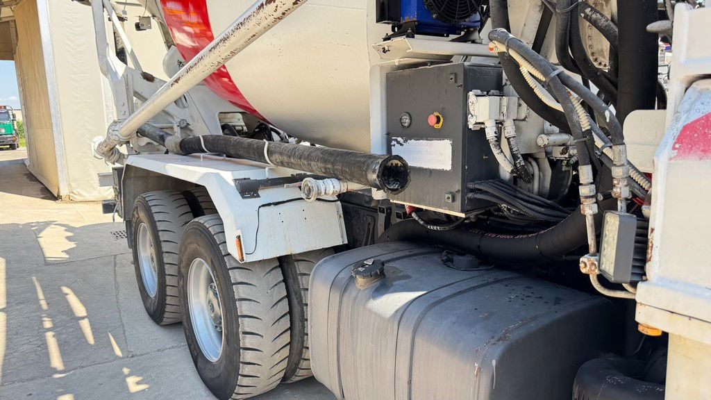 Mercedes-Benz Actros 3341 6x4 7m3 + 24m Cifa - Betongbil: bilde 4 Mercedes-Benz Actros 3341 6x4 7m3 + 24m Cifa - Betongbil: bilde 4