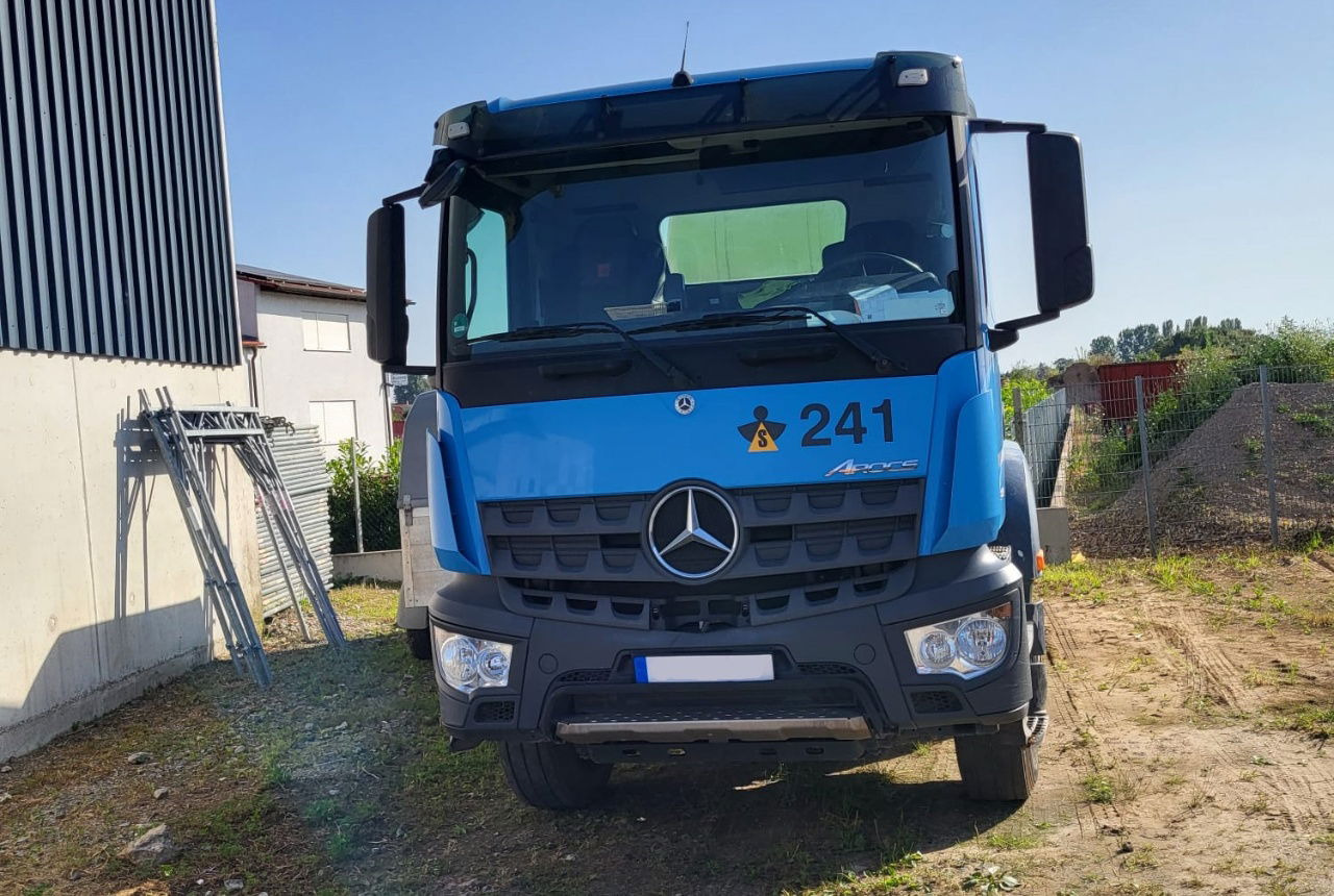 Mercedes-Benz Arocs 3543 8x4 schwing mixer 9m3 - Betongbil: bilde 2 Mercedes-Benz Arocs 3543 8x4 schwing mixer 9m3 - Betongbil: bilde 2