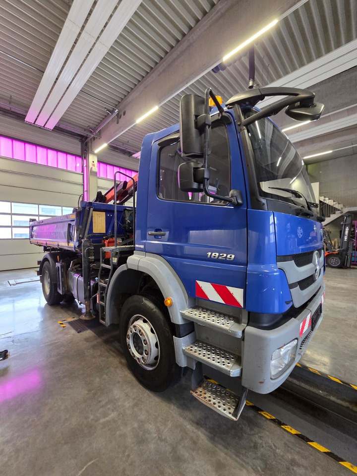 Mercedes-Benz Axor 1829 K 4x2 meiller tipper - crane PK8501 remote - Tippbil: bilde 2 Mercedes-Benz Axor 1829 K 4x2 meiller tipper - crane PK8501 remote - Tippbil: bilde 2