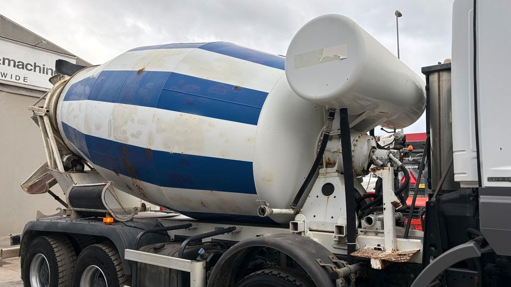 Mercedes-Benz Axor 3243 8x4 mixer cifa - 10m3 - Betongbil: bilde 3 Mercedes-Benz Axor 3243 8x4 mixer cifa - 10m3 - Betongbil: bilde 3