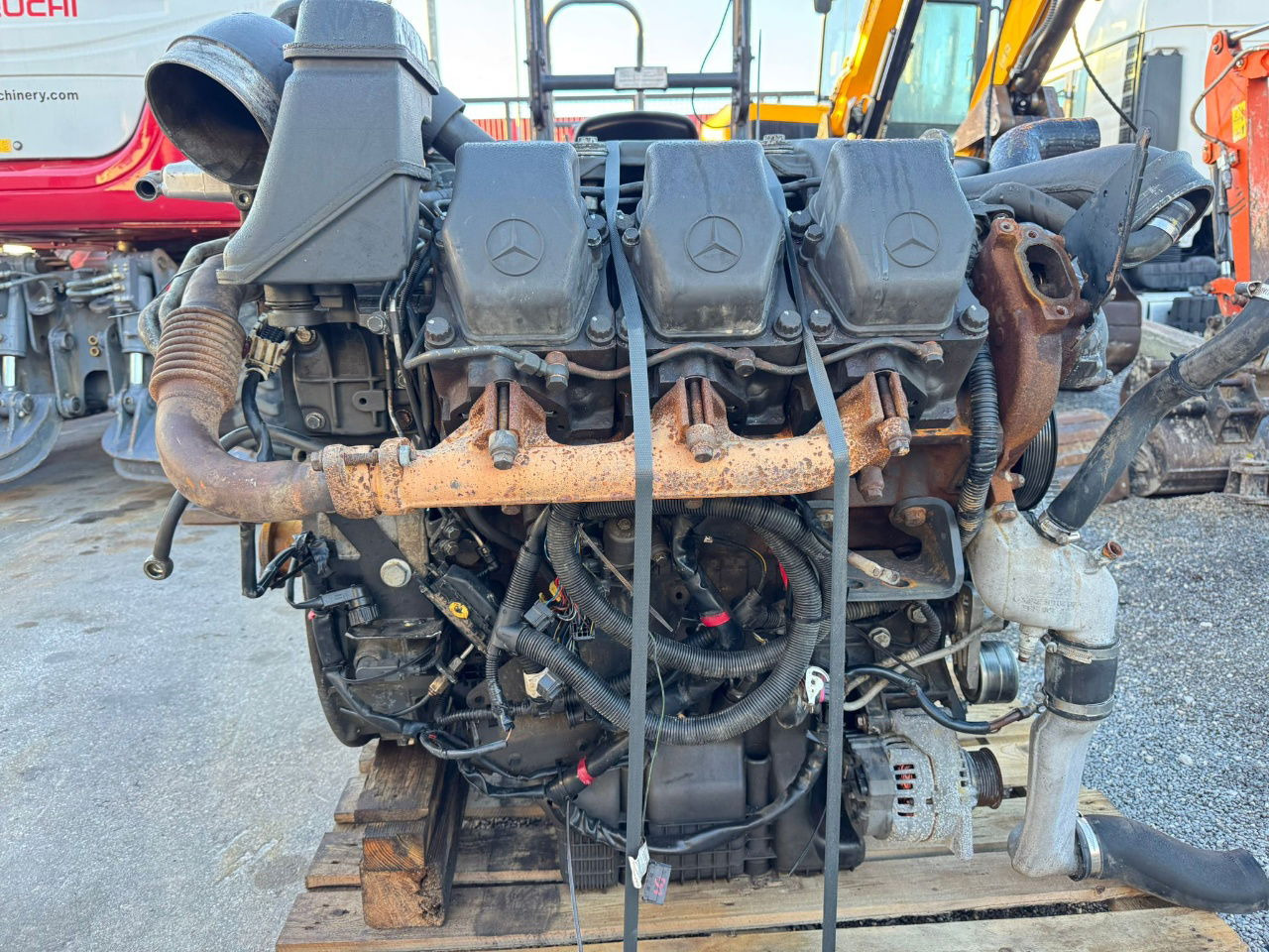 Mercedes-Benz Engine V6 - 2010 Year - 230.000KM - damaged - Motor for Lastebil: bilde 5 Mercedes-Benz Engine V6 - 2010 Year - 230.000KM - damaged - Motor for Lastebil: bilde 5