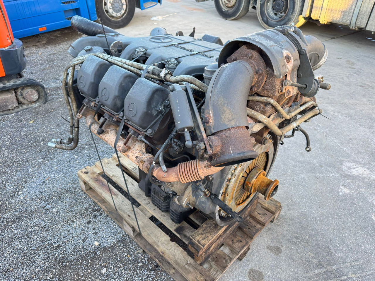 Mercedes-Benz Engine V6 - 2010 Year - 230.000KM - damaged - Motor for Lastebil: bilde 3 Mercedes-Benz Engine V6 - 2010 Year - 230.000KM - damaged - Motor for Lastebil: bilde 3