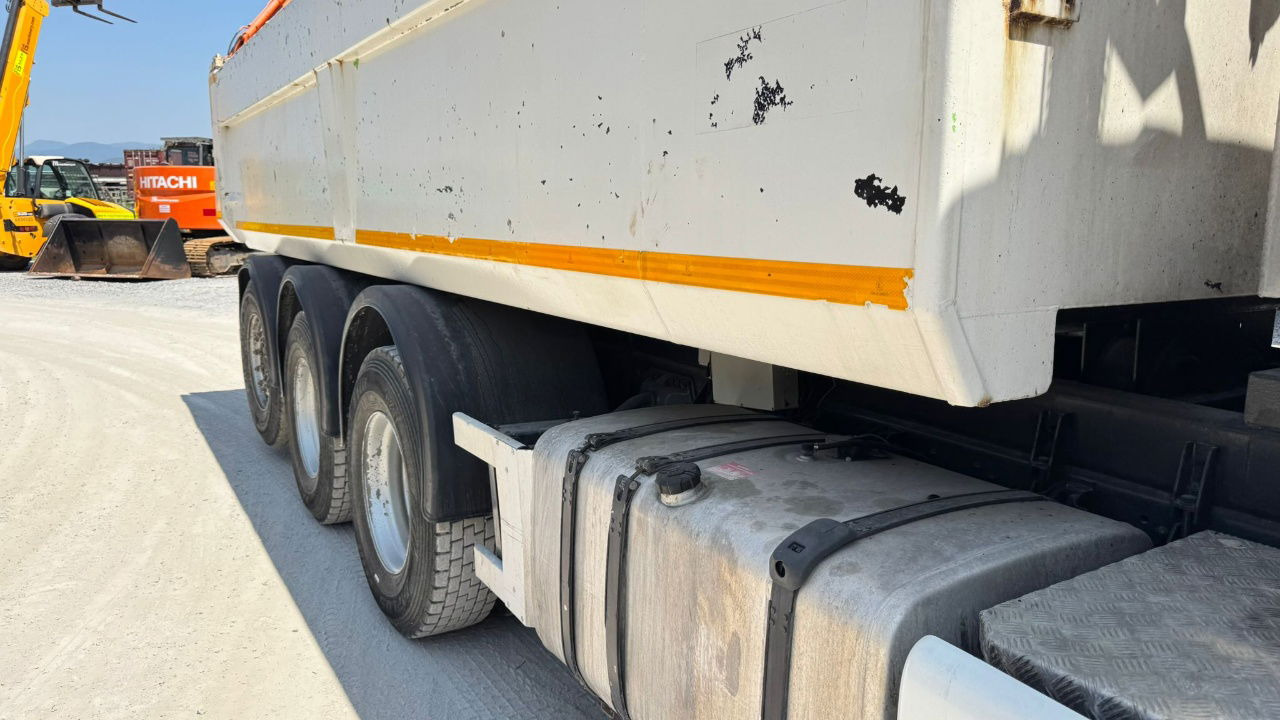 Scania R480 8x4 tipper - lifitng axle - Tippbil: bilde 3 Scania R480 8x4 tipper - lifitng axle - Tippbil: bilde 3