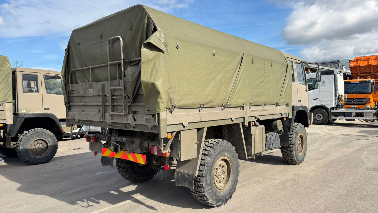 Steyr 12M18 4X4 stake body -  truck - Kapellbil: bilde 4 Steyr 12M18 4X4 stake body -  truck - Kapellbil: bilde 4