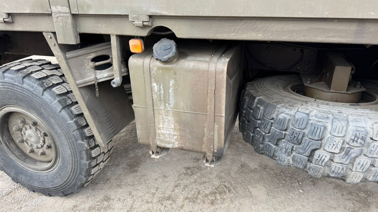 Steyr 12M18 4X4 stake body -  truck - Kapellbil: bilde 4 Steyr 12M18 4X4 stake body -  truck - Kapellbil: bilde 4