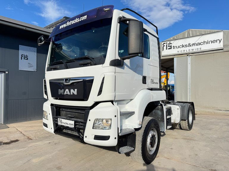MAN TGS 18.460 4X4 tractor unit - cardan - motor brake - Trekkvogn: bilde 1 MAN TGS 18.460 4X4 tractor unit - cardan - motor brake - Trekkvogn: bilde 1