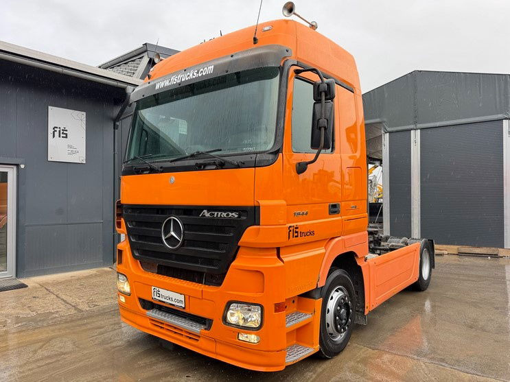 Mercedes-Benz Actros 1844 4x2 - tractor unit - retarder - Trekkvogn: bilde 1 Mercedes-Benz Actros 1844 4x2 - tractor unit - retarder - Trekkvogn: bilde 1