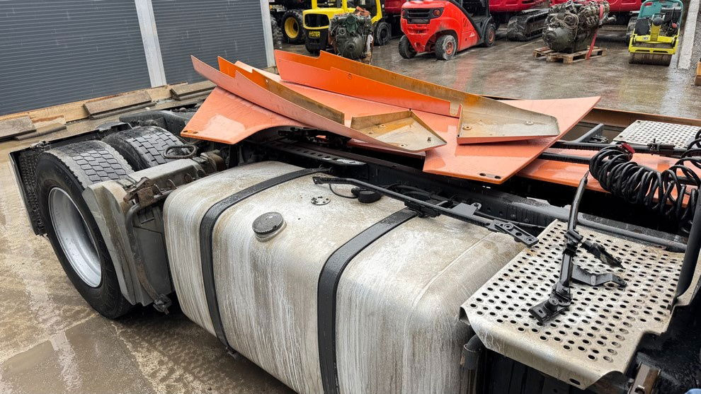 Mercedes-Benz Actros 1844 4x2 - tractor unit - retarder - Trekkvogn: bilde 4 Mercedes-Benz Actros 1844 4x2 - tractor unit - retarder - Trekkvogn: bilde 4