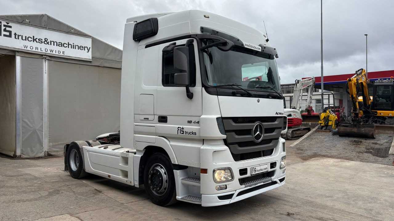 Mercedes-Benz Actros 1844 4x2 - tractor unit - retarder - Trekkvogn: bilde 2 Mercedes-Benz Actros 1844 4x2 - tractor unit - retarder - Trekkvogn: bilde 2