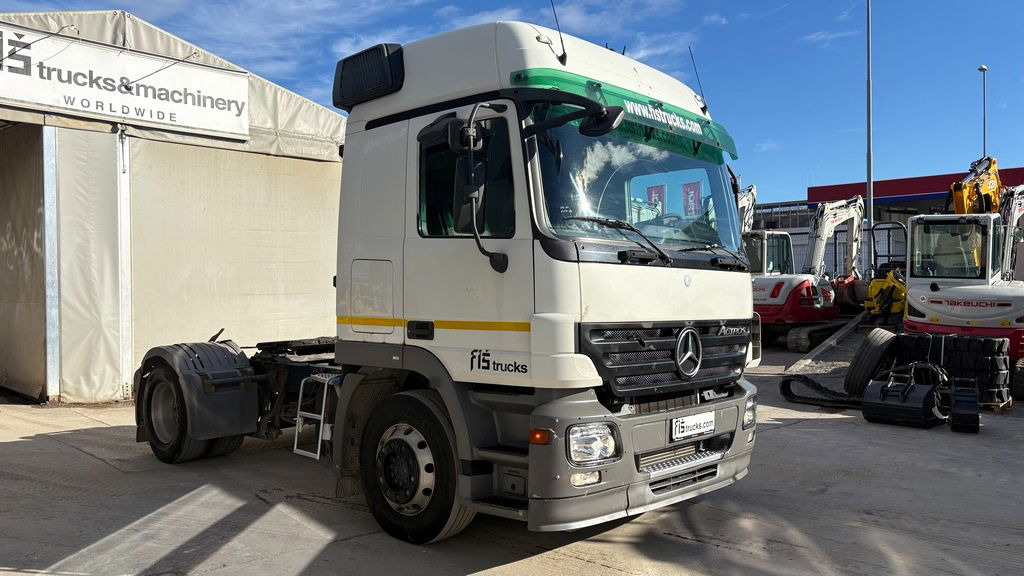 Mercedes-Benz Actros 1846 L 4x2 tractor unit - retarder - Trekkvogn: bilde 2 Mercedes-Benz Actros 1846 L 4x2 tractor unit - retarder - Trekkvogn: bilde 2