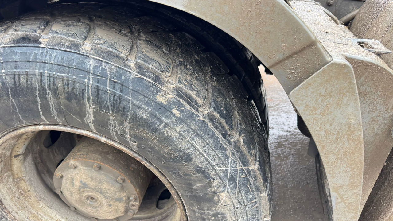 Trekkvogn Mercedes-Benz Actros 3353 S 6x4 tractor unit - spring complete: bilde 8