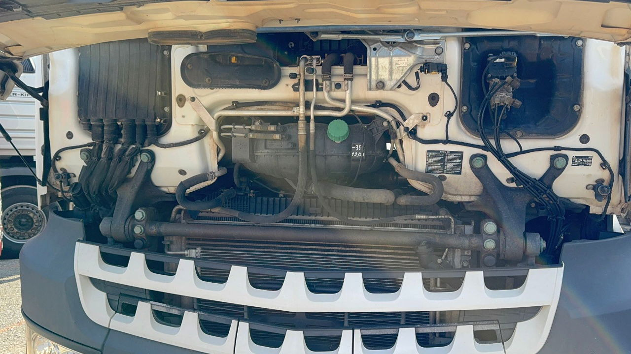 Mercedes-Benz Arocs 1851 LS HAD 4X4 - Euro 6 - retarder - tipper hydraulics - Trekkvogn: bilde 4 Mercedes-Benz Arocs 1851 LS HAD 4X4 - Euro 6 - retarder - tipper hydraulics - Trekkvogn: bilde 4