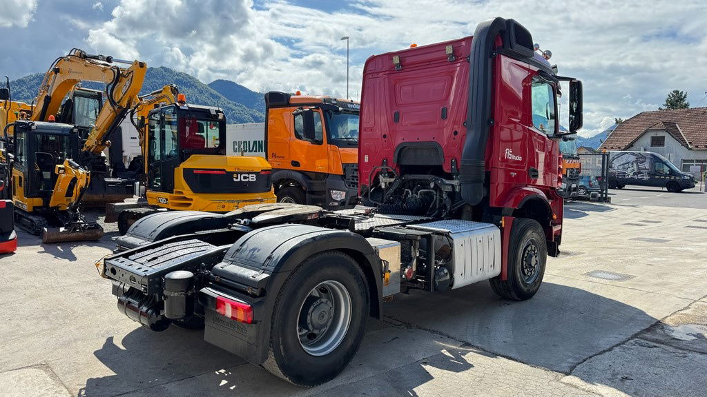 Mercedes-Benz Arocs 1945 HAD 4X4 tractor unit - tipper hydraulics - retarder - Trekkvogn: bilde 5 Mercedes-Benz Arocs 1945 HAD 4X4 tractor unit - tipper hydraulics - retarder - Trekkvogn: bilde 5