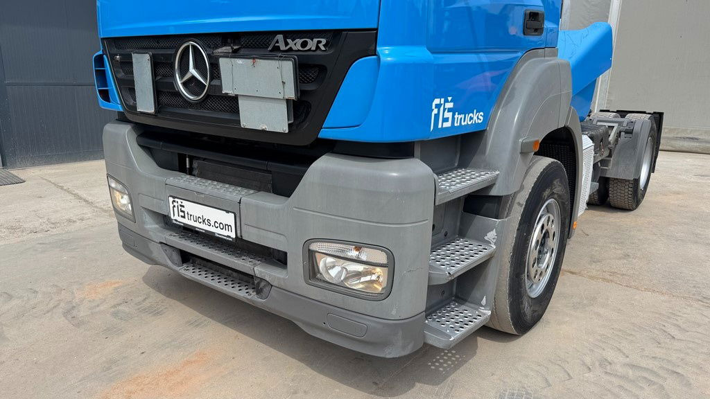 Mercedes-Benz Axor 1840 LS 4x2 tipper hydraulics - Trekkvogn: bilde 2 Mercedes-Benz Axor 1840 LS 4x2 tipper hydraulics - Trekkvogn: bilde 2
