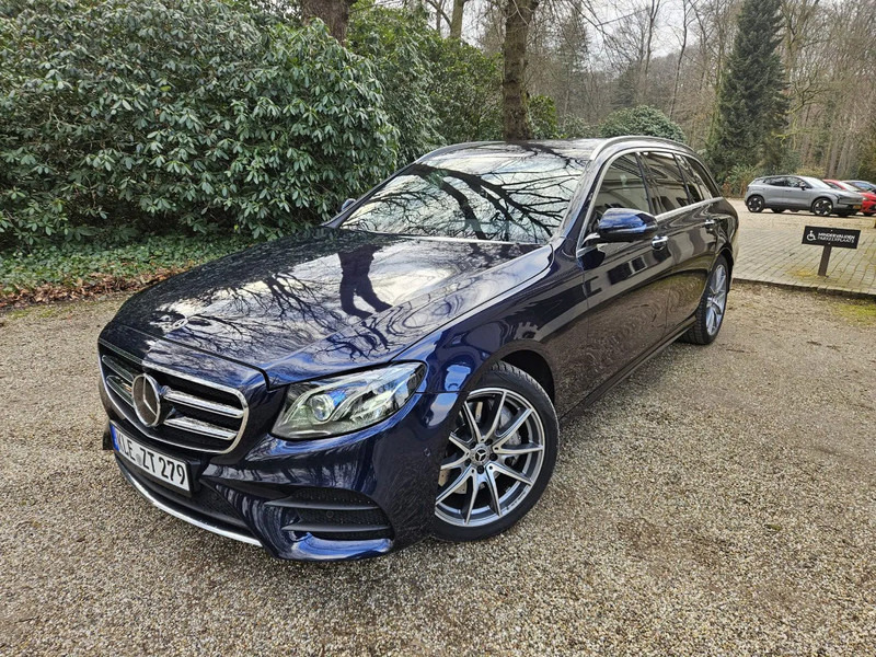 Mercedes-Benz E-Klasse E-Klasse - Personenbil: bilde 2 Mercedes-Benz E-Klasse E-Klasse - Personenbil: bilde 2